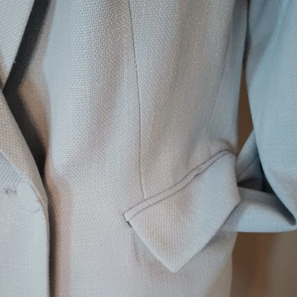 House of Harlow 1960 Blue Blazer with Wide Lapels and Relaxed Fit - Picture 4 of 12